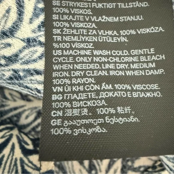 Morris & Co x H&M "Pimpernel" Floral Blouse Blue and Cream Size 10 - Picture 9 of 11